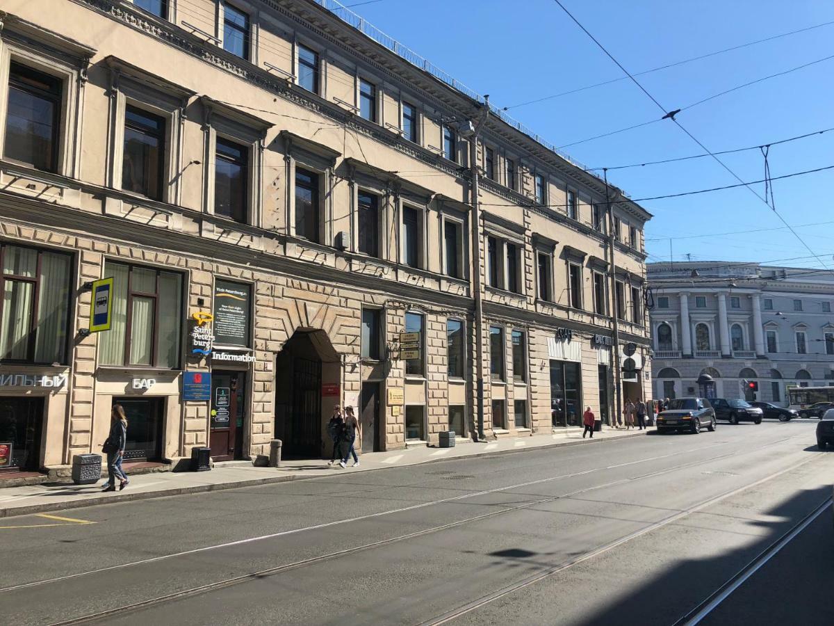 Apartment On The Nevsky Sankt Petersburg Exteriör bild